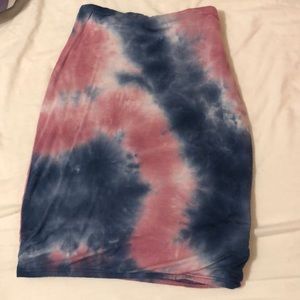 Tie dye skirt. Size medium.